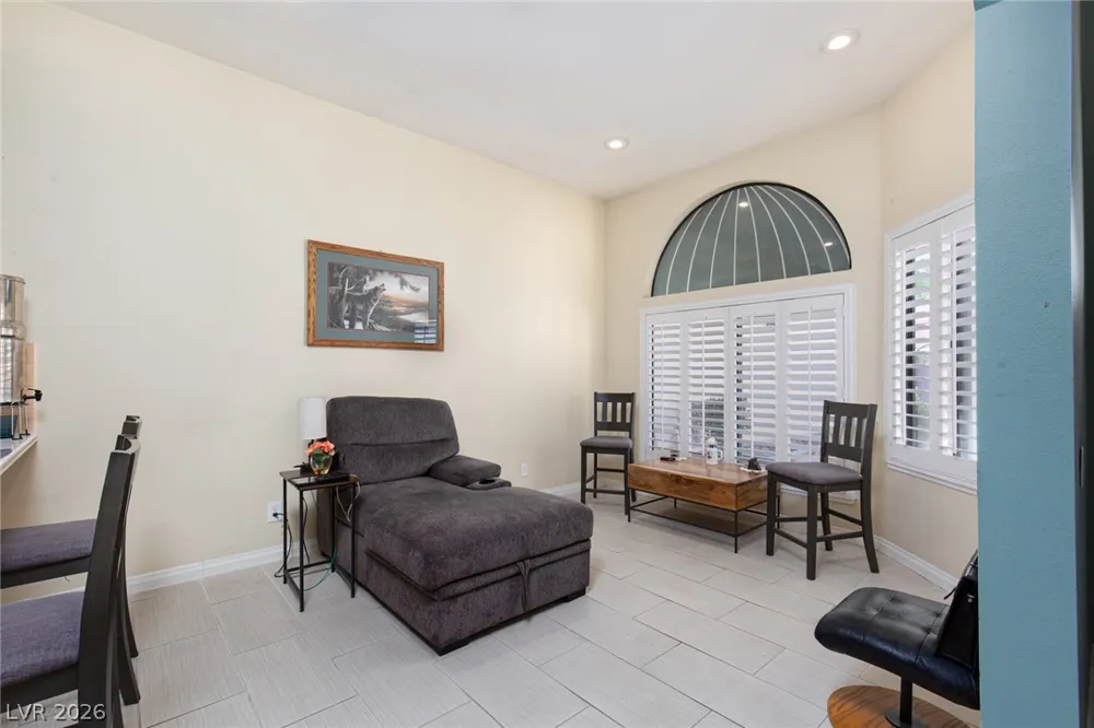 2882 Bridgepointe Drive Las Vegas, NV 89121