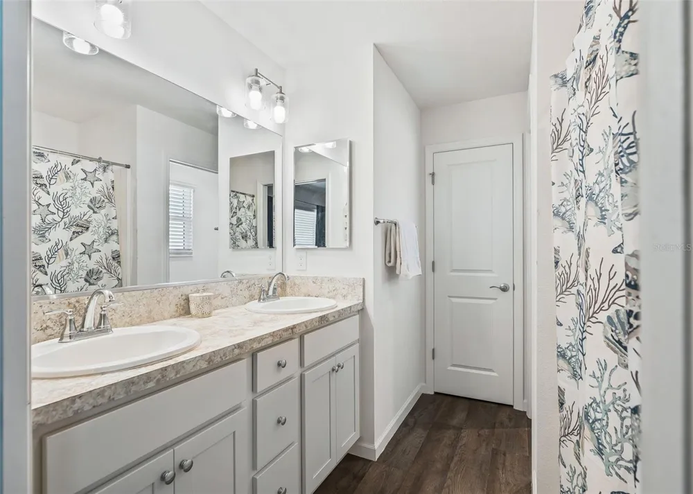 3250 SHERFINSKI AVENUE The Villages, FL 32163