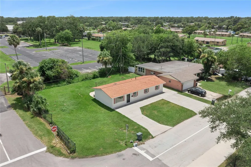 875 LOOMIS AVENUE Daytona Beach, FL 32114