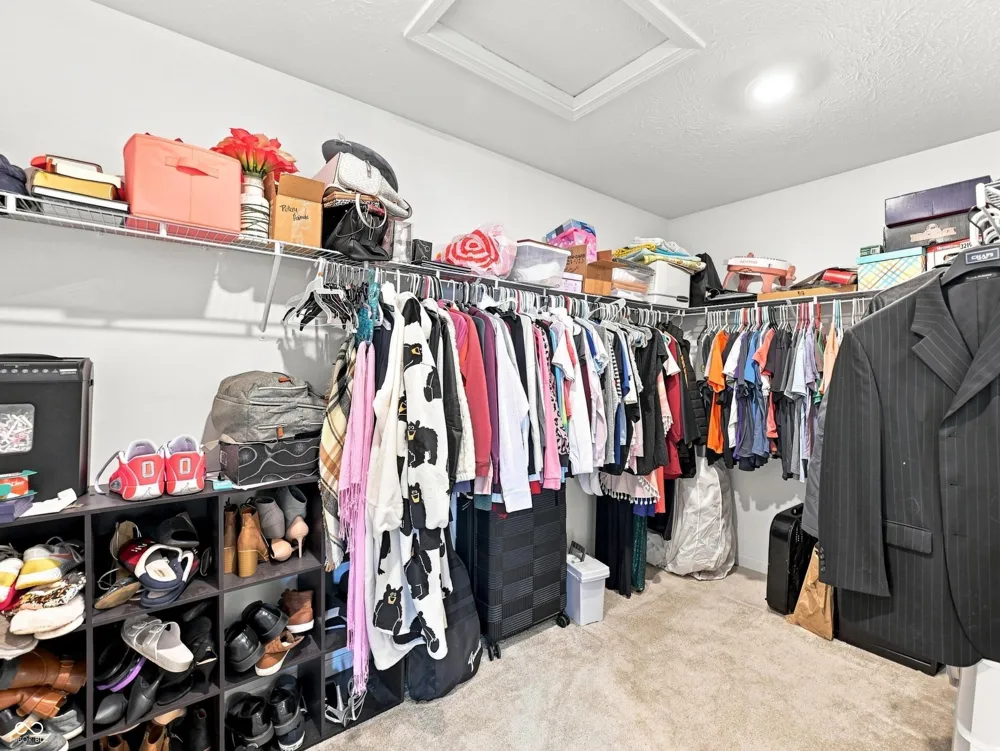 2353 Prophetstown Road Avon, IN 46123