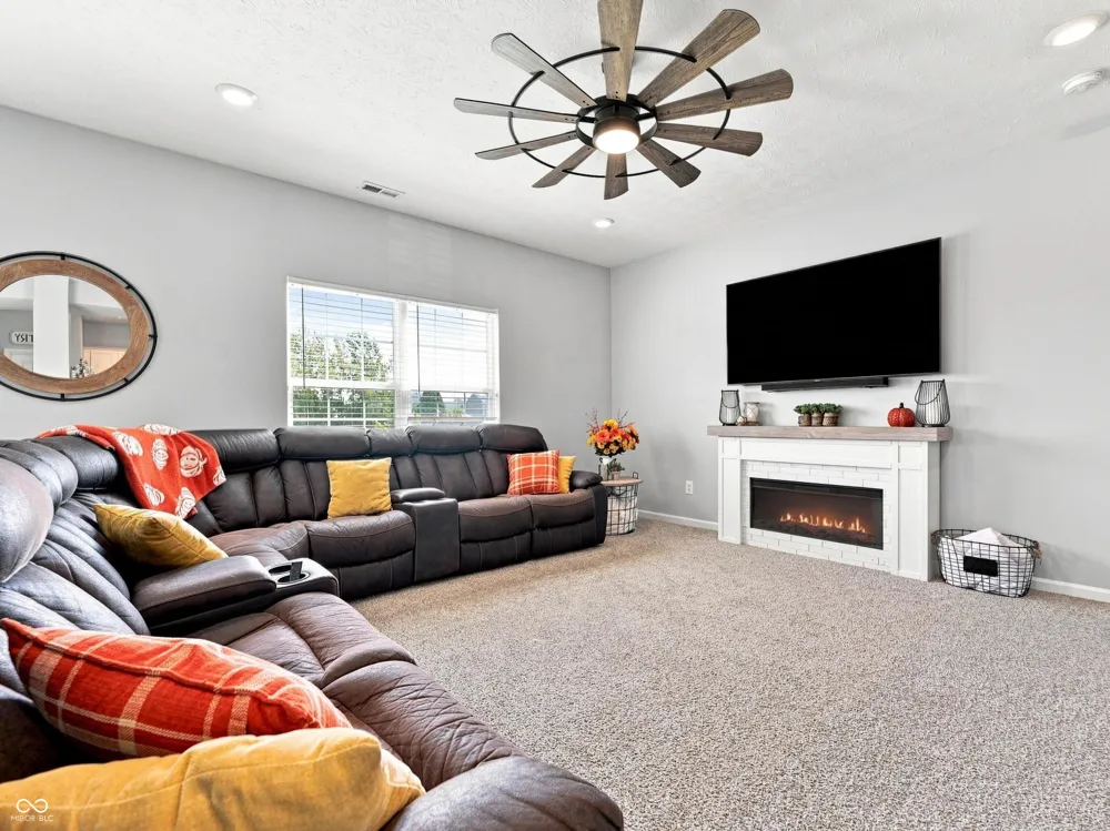 2353 Prophetstown Road Avon, IN 46123