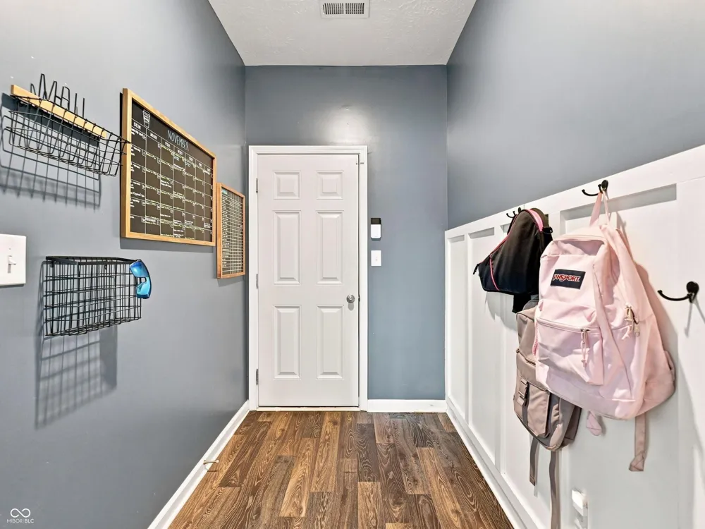 2353 Prophetstown Road Avon, IN 46123