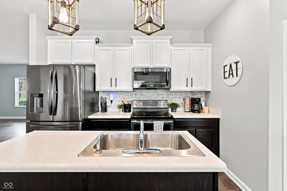2353 Prophetstown Road Avon, IN 46123