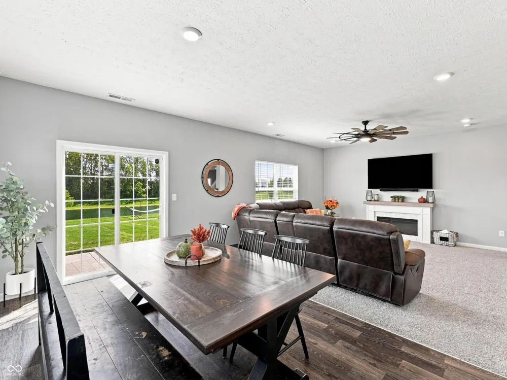 2353 Prophetstown Road Avon, IN 46123