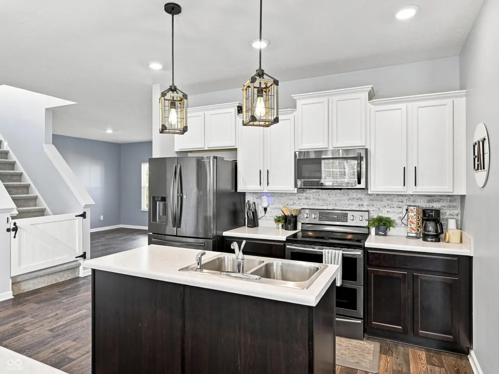 2353 Prophetstown Road Avon, IN 46123