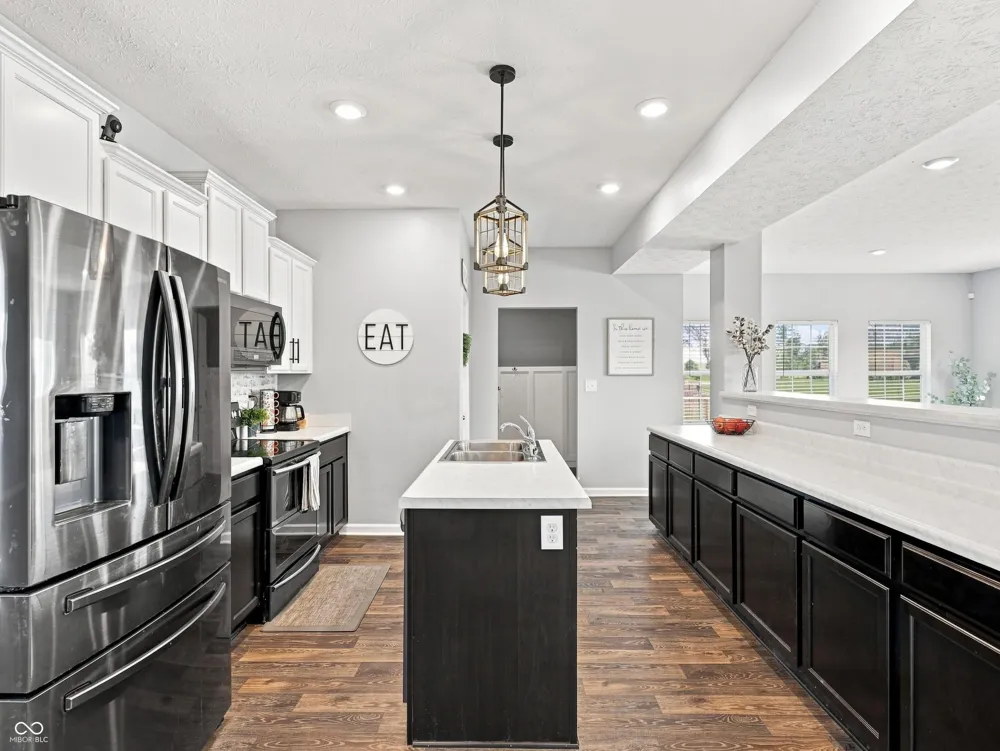 2353 Prophetstown Road Avon, IN 46123