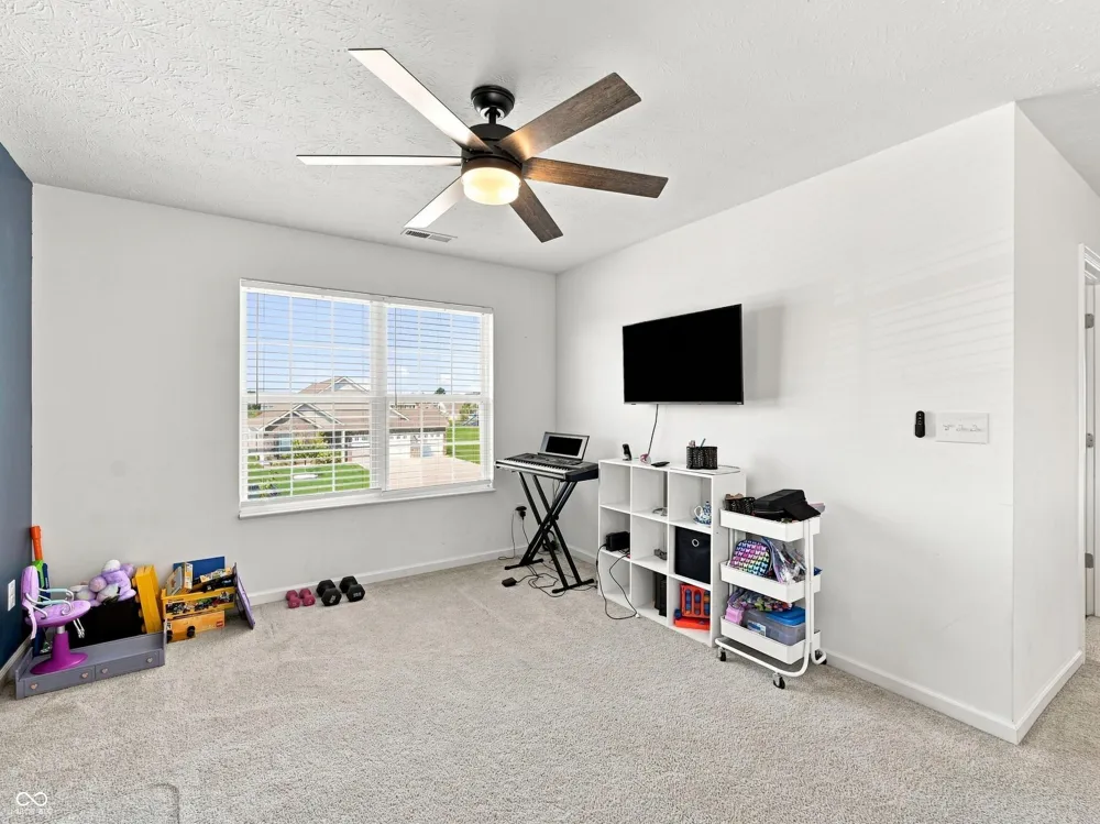 2353 Prophetstown Road Avon, IN 46123
