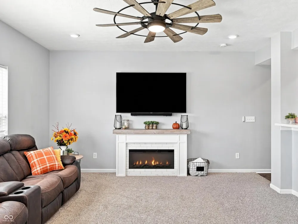 2353 Prophetstown Road Avon, IN 46123