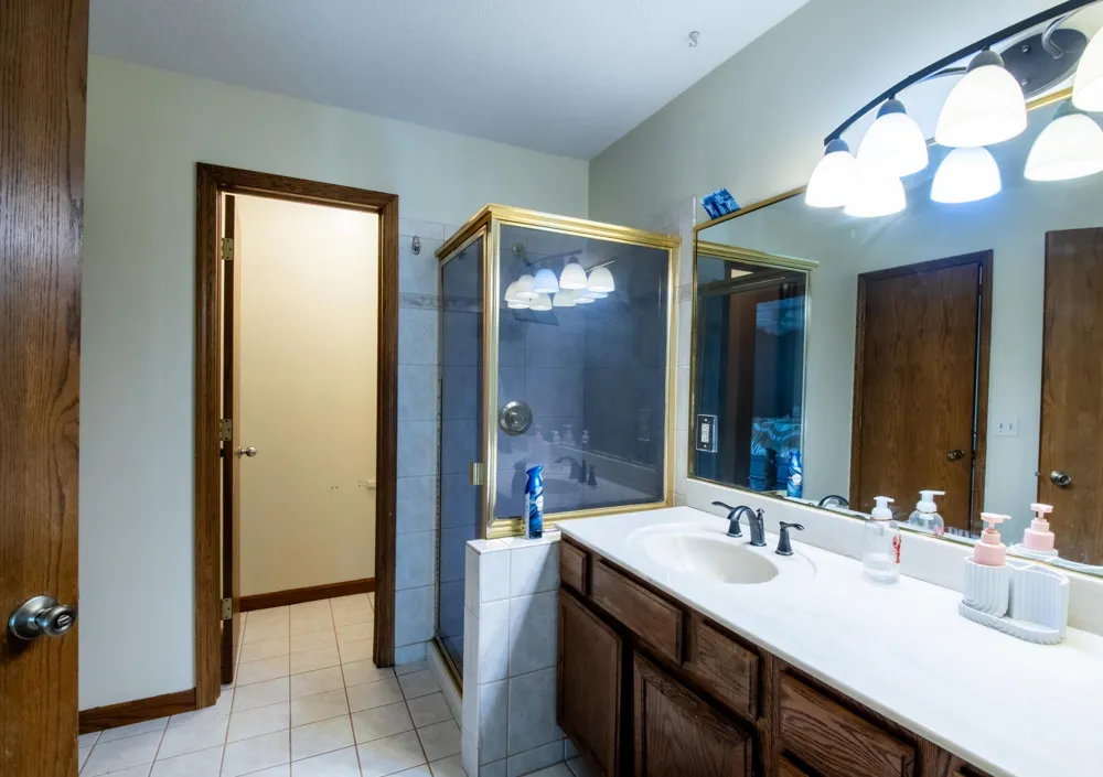 2561 Copper Cliff Trail Woodbury, MN 55125