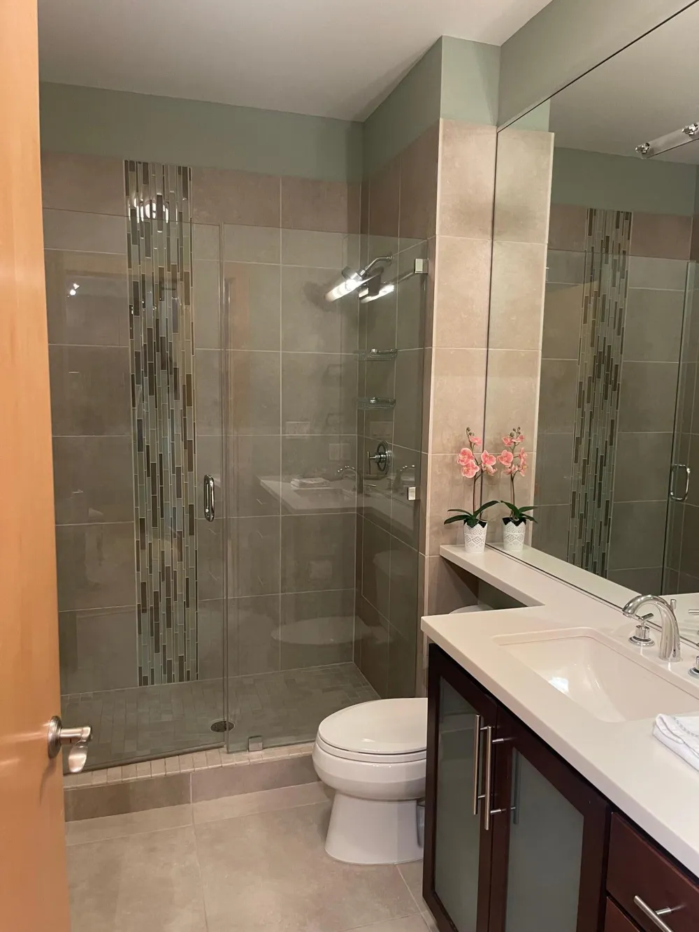 80 Western Avenue #405 Saint Paul, MN 55102
