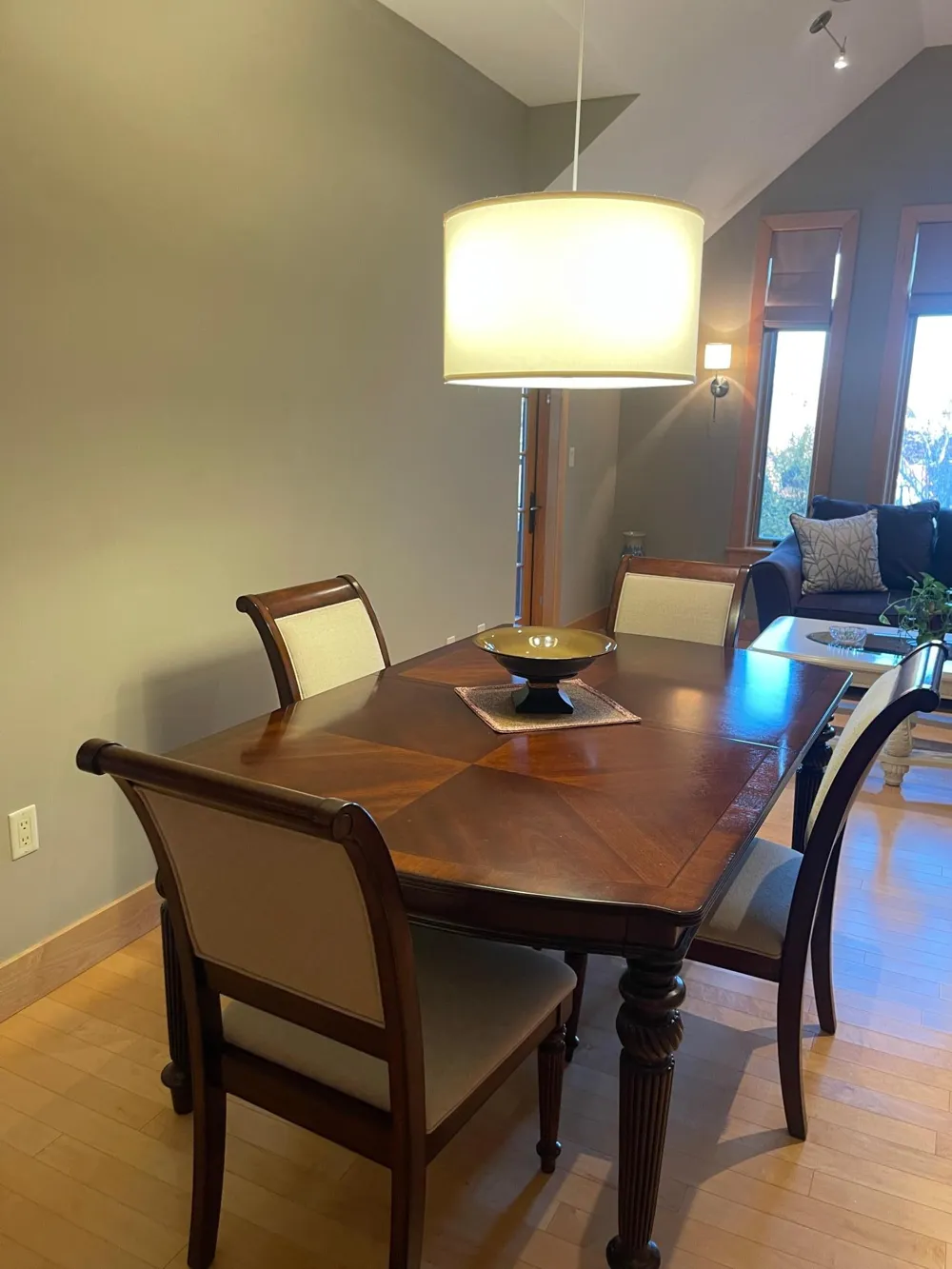 80 Western Avenue #405 Saint Paul, MN 55102