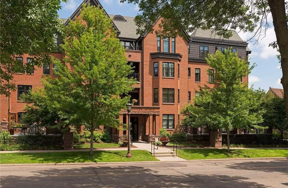 80 Western Avenue #405 Saint Paul, MN 55102