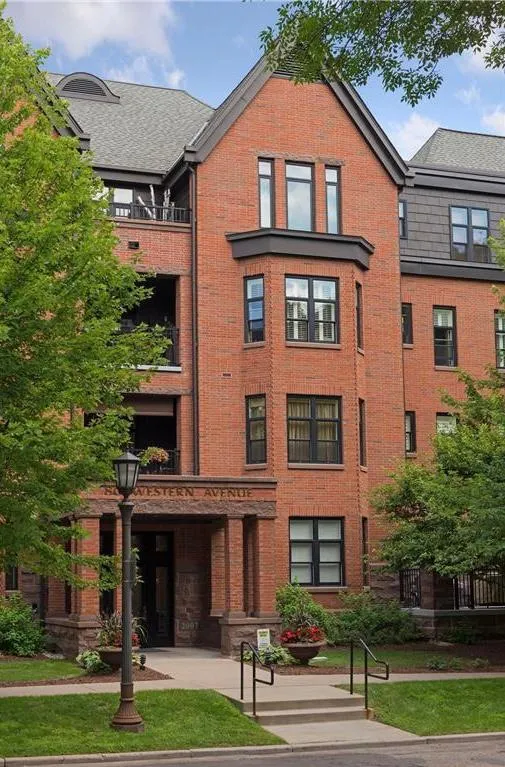 80 Western Avenue #405 Saint Paul, MN 55102
