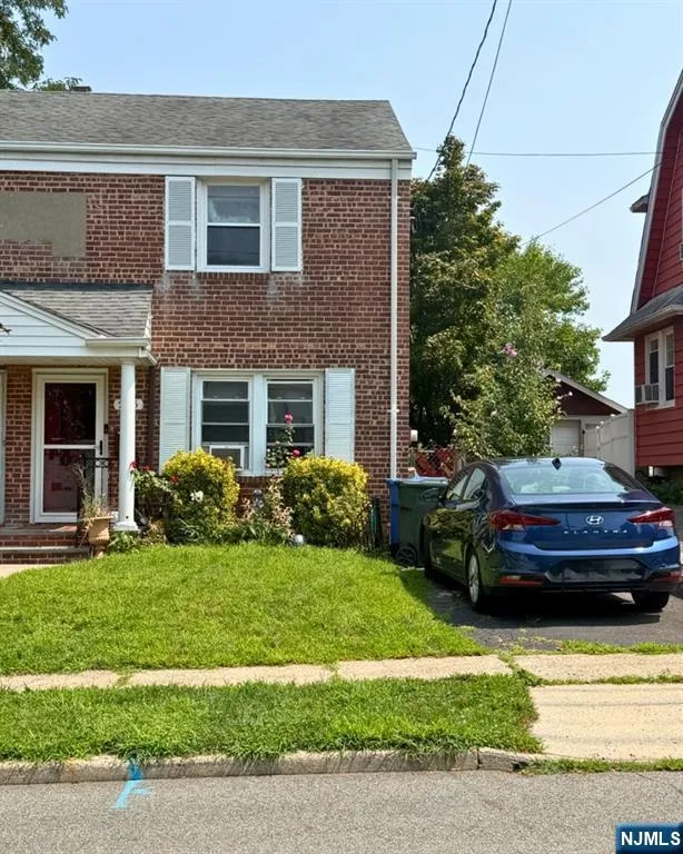 205 Eastern Way Rutherford, NJ 07070