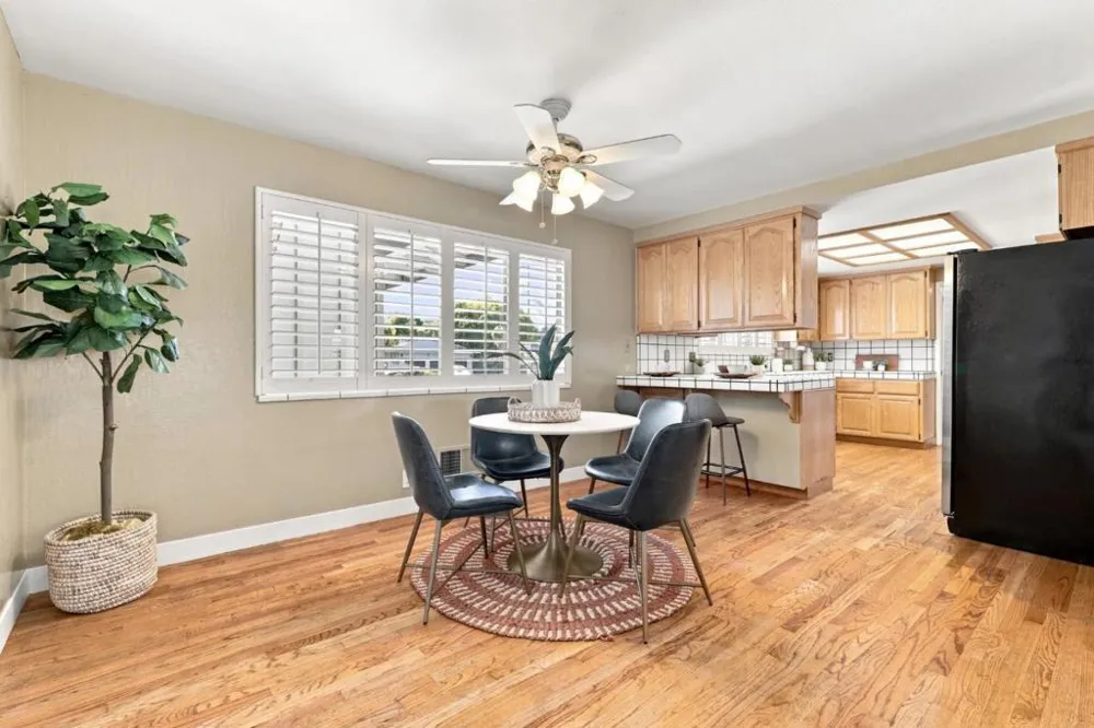 1427 Glen Ellen Way San Jose, CA 95125
