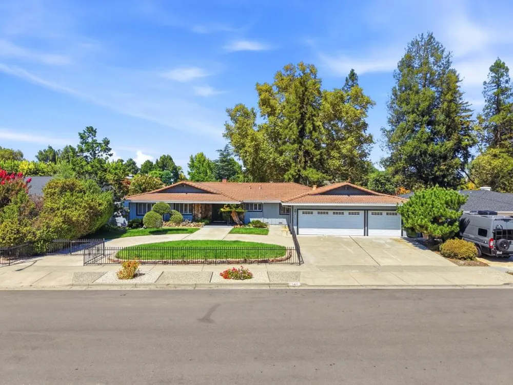 1427 Glen Ellen Way San Jose, CA 95125