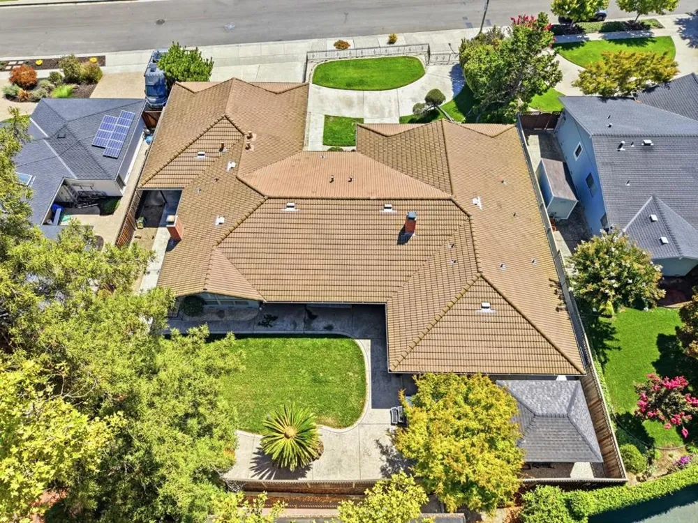 1427 Glen Ellen Way San Jose, CA 95125