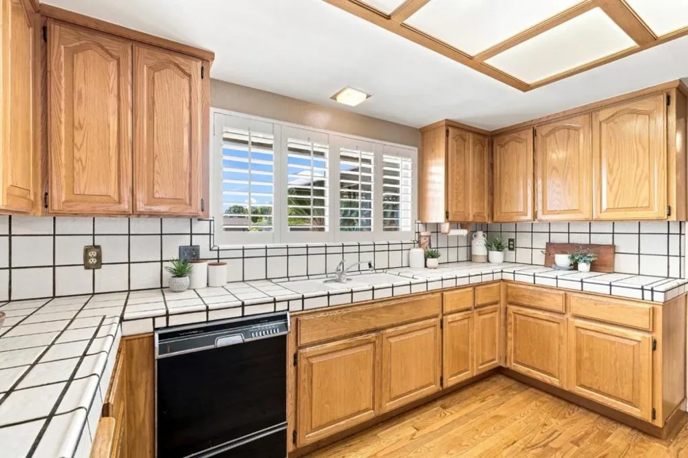 1427 Glen Ellen Way San Jose, CA 95125