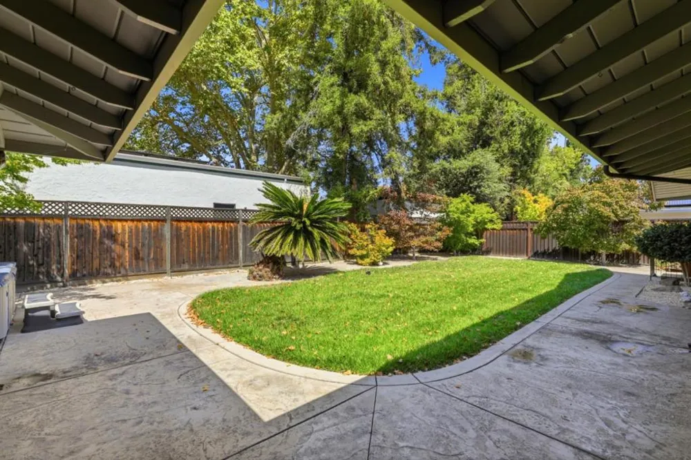 1427 Glen Ellen Way San Jose, CA 95125