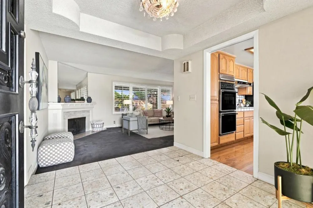1427 Glen Ellen Way San Jose, CA 95125