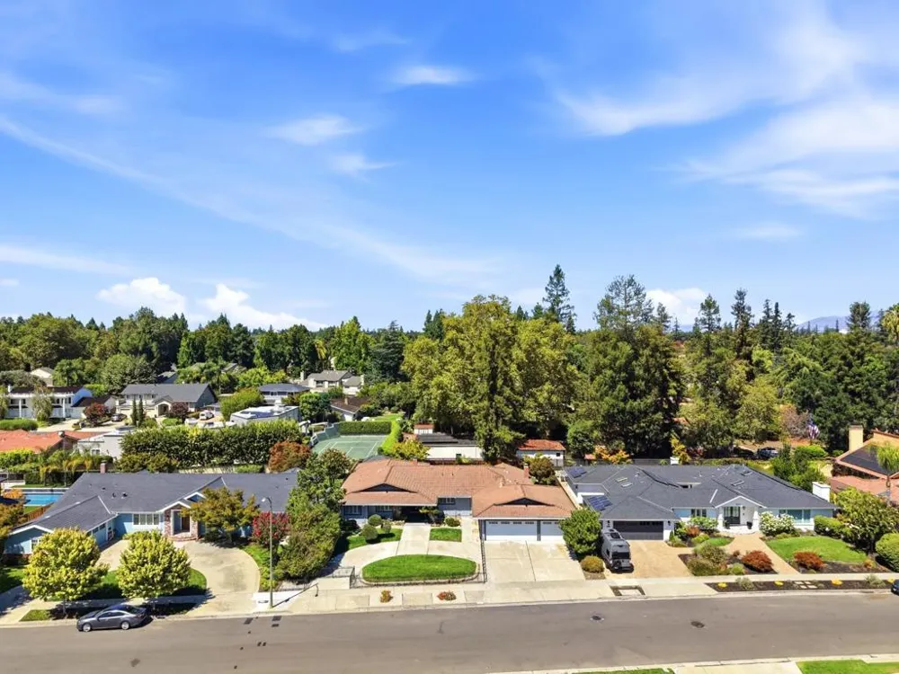 1427 Glen Ellen Way San Jose, CA 95125