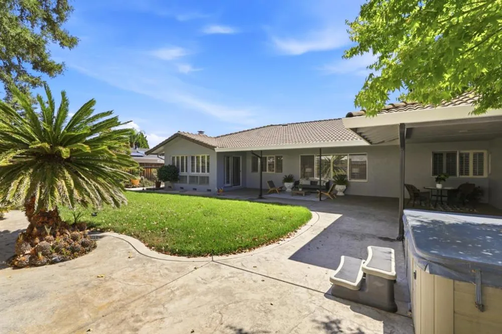 1427 Glen Ellen Way San Jose, CA 95125