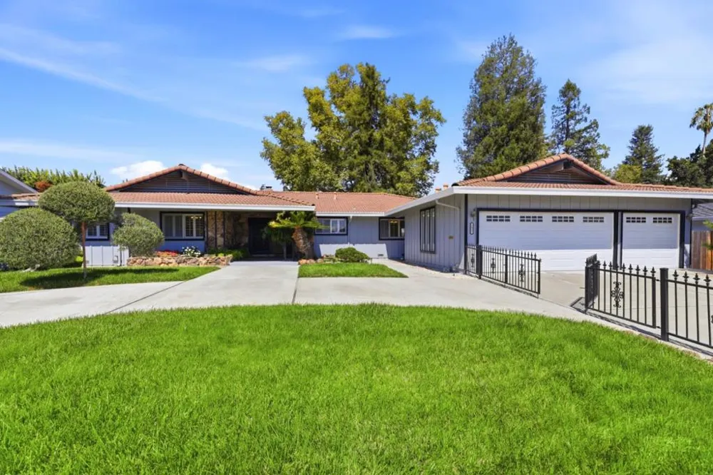 1427 Glen Ellen Way San Jose, CA 95125