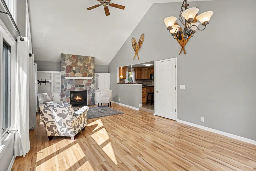 1538 W 32nd Street Holland, MI 49423