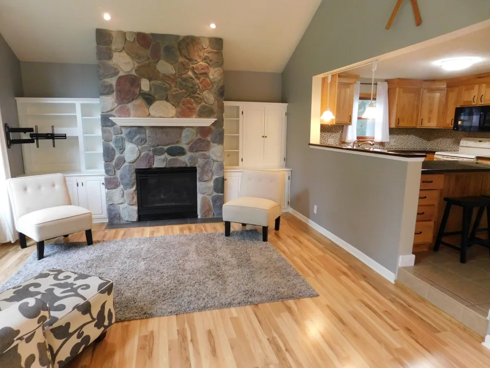 1538 W 32nd Street Holland, MI 49423