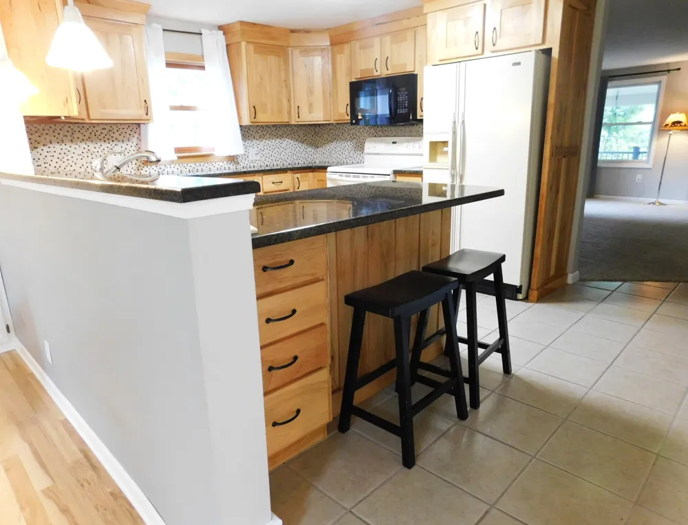 1538 W 32nd Street Holland, MI 49423