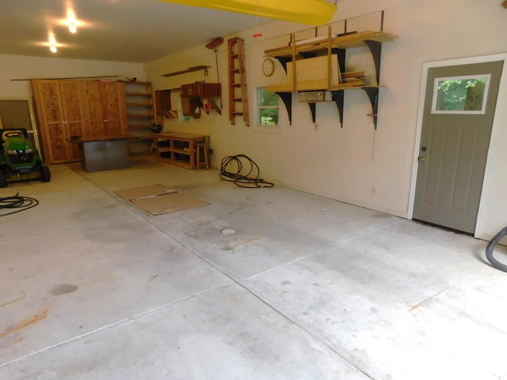 1538 W 32nd Street Holland, MI 49423