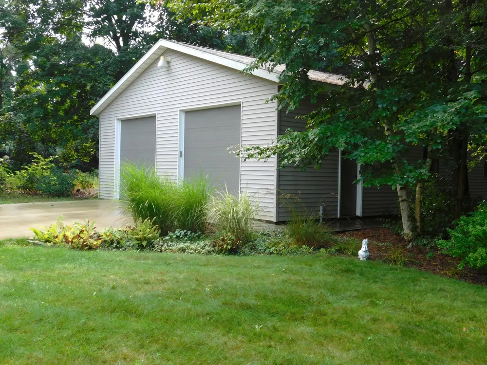 1538 W 32nd Street Holland, MI 49423