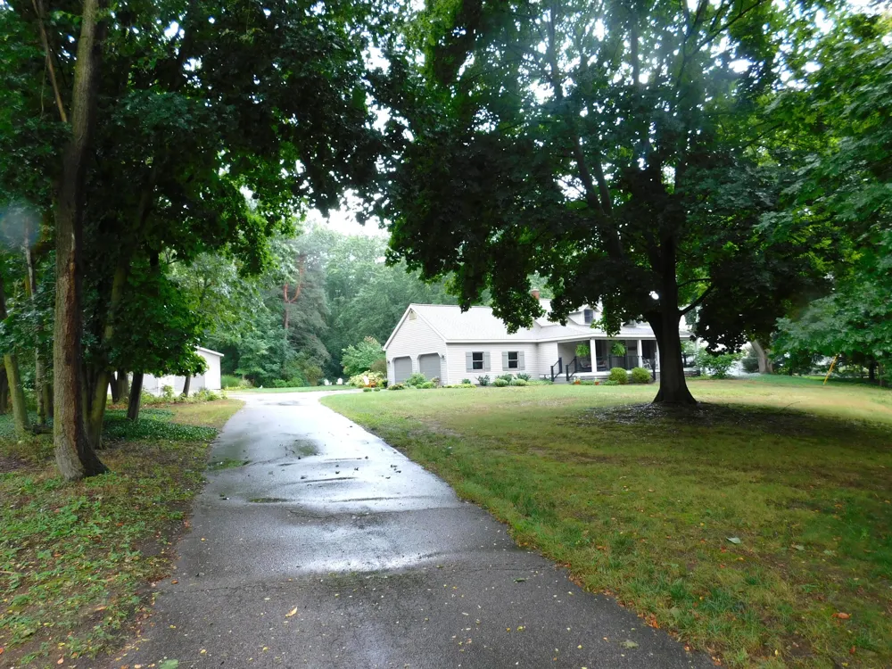 1538 W 32nd Street Holland, MI 49423