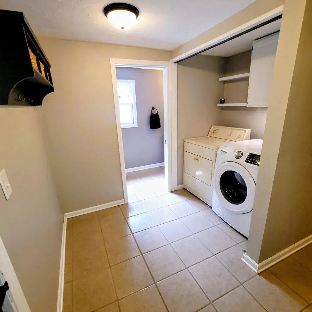 1538 W 32nd Street Holland, MI 49423