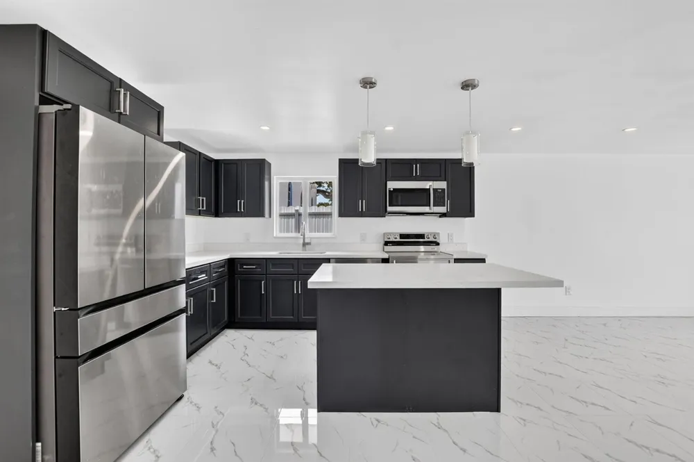 182 SW 6 STREET Deerfield Beach, FL 33441