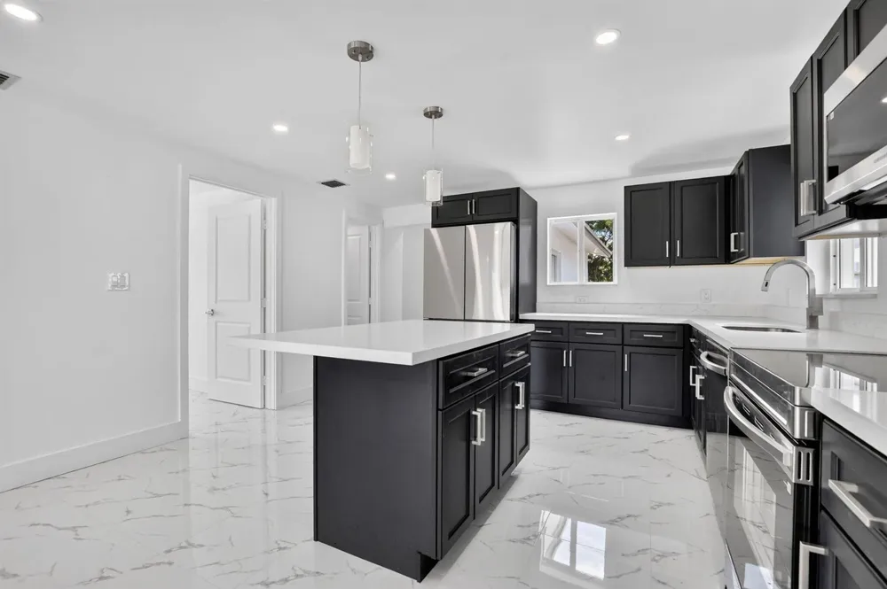 182 SW 6 STREET Deerfield Beach, FL 33441
