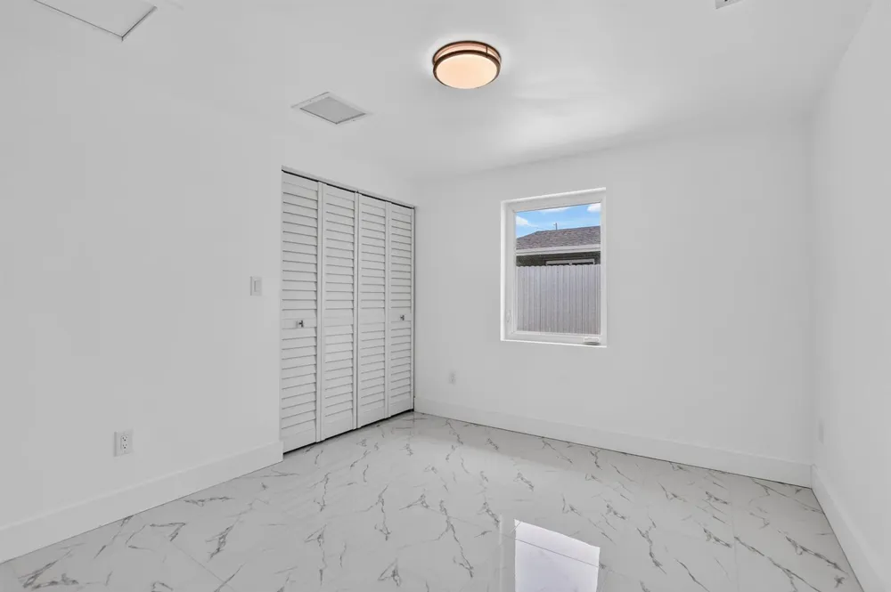 182 SW 6 STREET Deerfield Beach, FL 33441