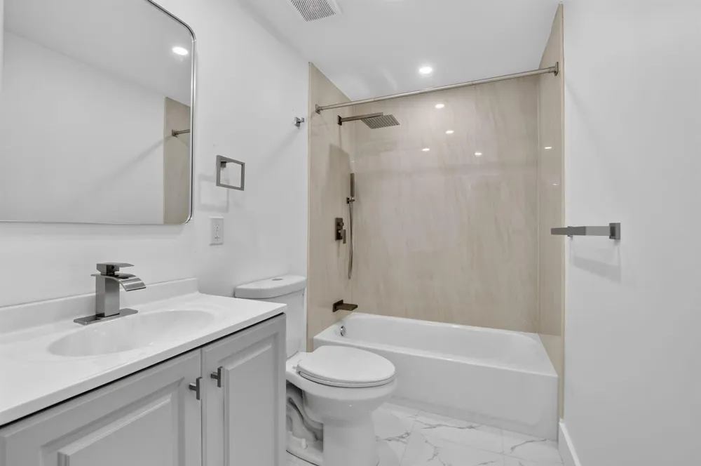 182 SW 6 STREET Deerfield Beach, FL 33441