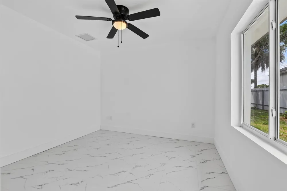 182 SW 6 STREET Deerfield Beach, FL 33441