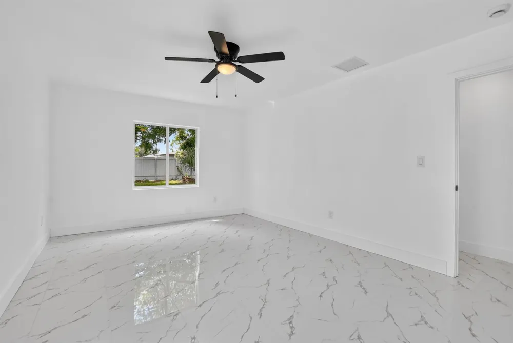 182 SW 6 STREET Deerfield Beach, FL 33441