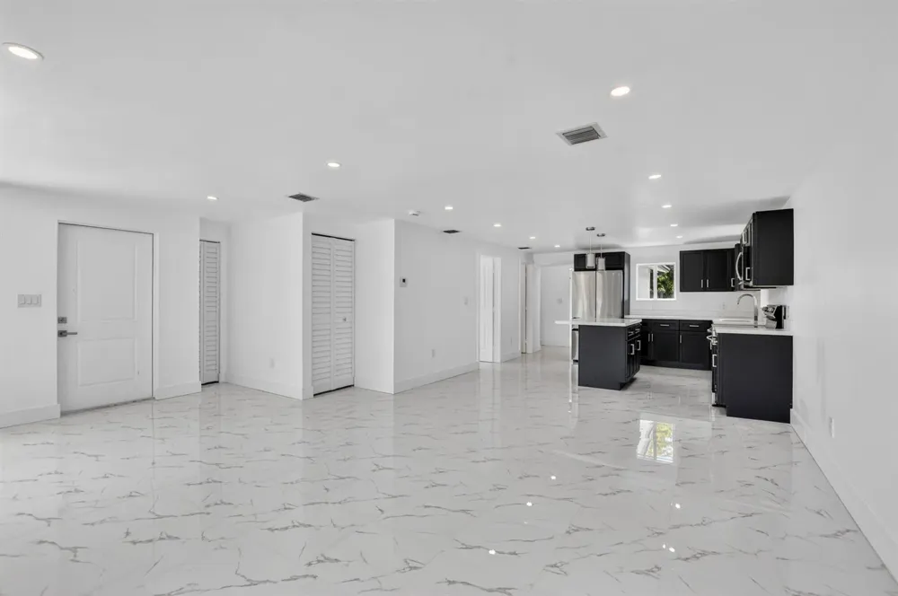 182 SW 6 STREET Deerfield Beach, FL 33441