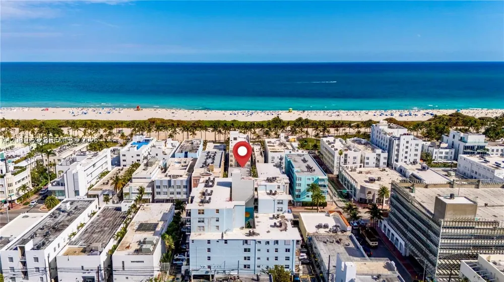 720 Collins Ave #204 Miami Beach, FL 33139