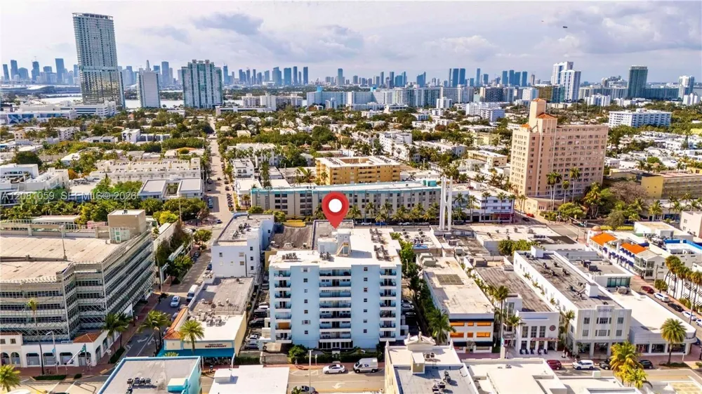 720 Collins Ave #204 Miami Beach, FL 33139