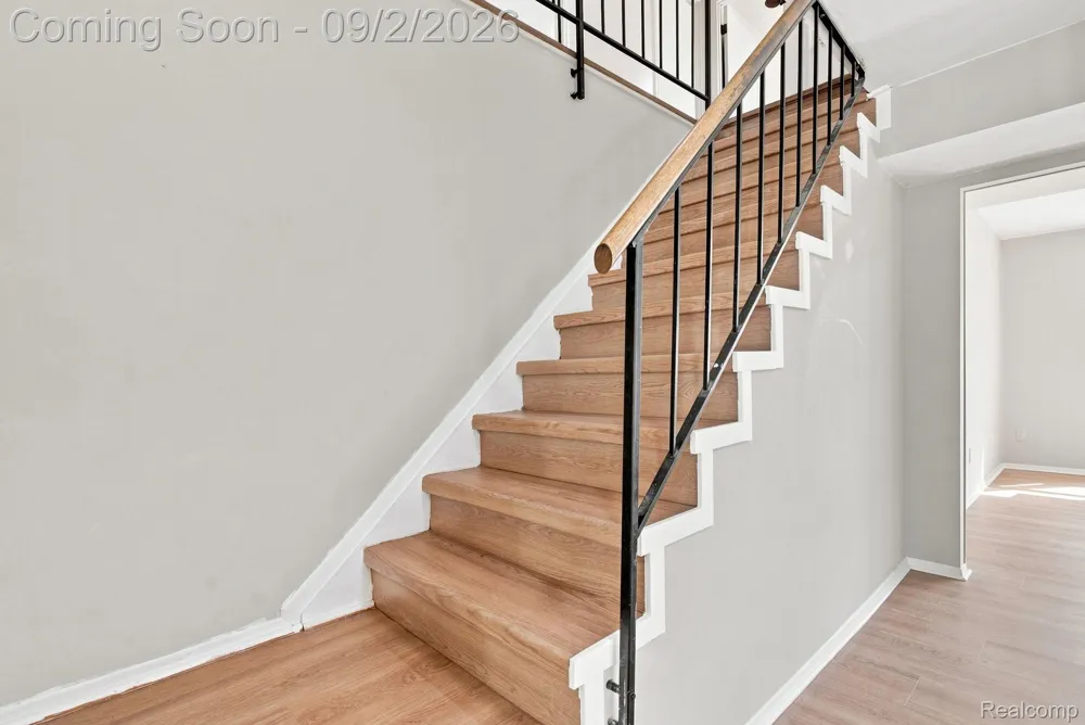 4856 Danbury Drive Troy City, MI 48085