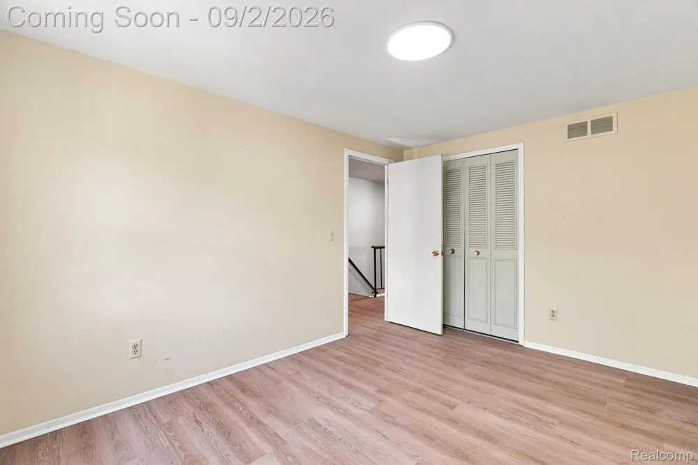 4856 Danbury Drive Troy City, MI 48085