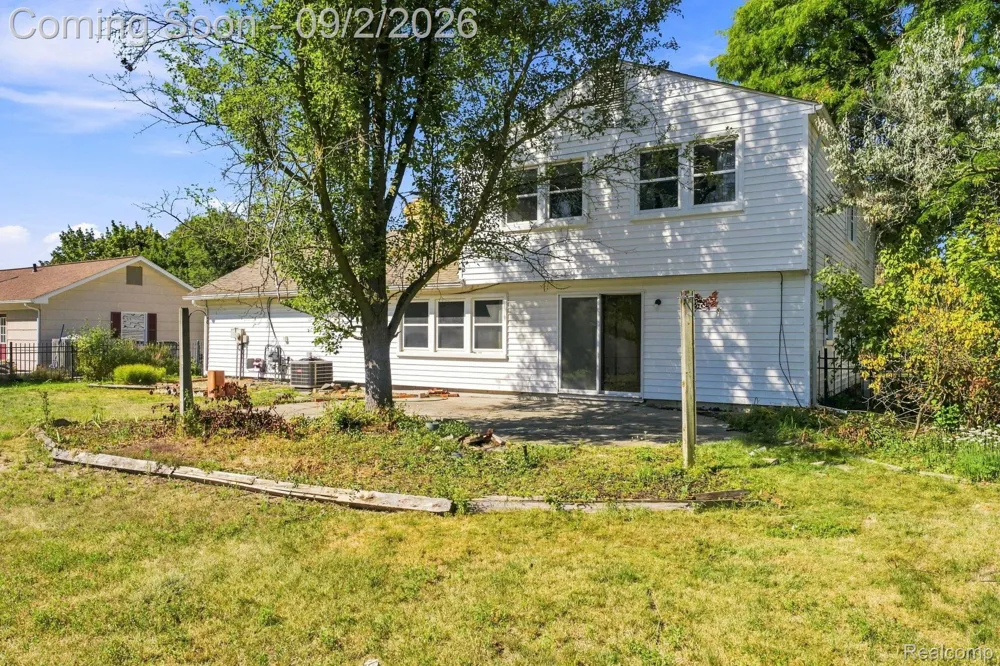 4856 Danbury Drive Troy City, MI 48085