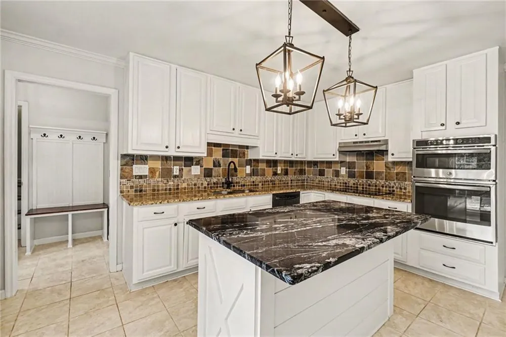 5709 Fairwood Drive NW Acworth, GA 30101