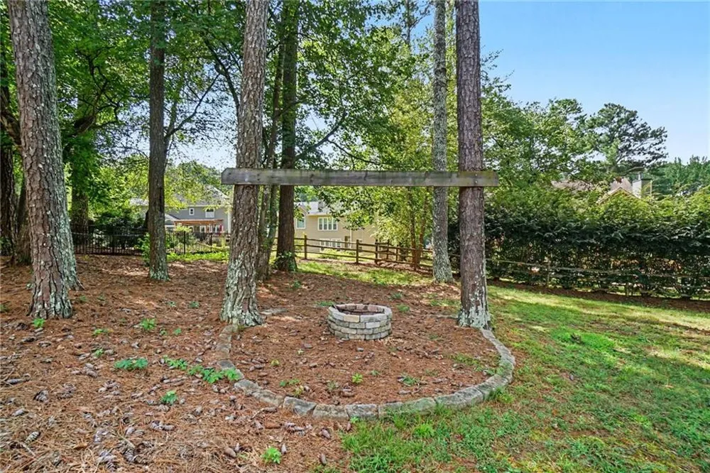 5709 Fairwood Drive NW Acworth, GA 30101