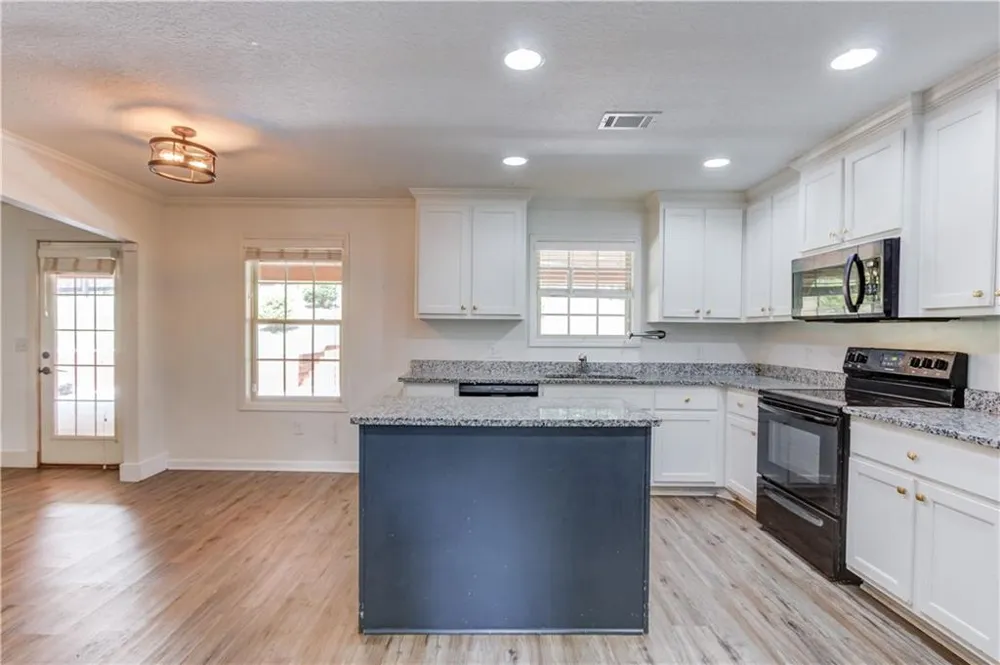 731 Peachtree Road Jefferson, GA 30549