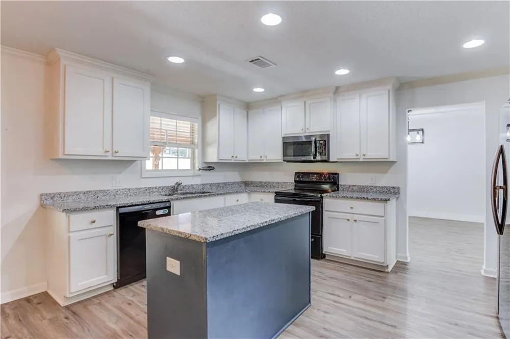 731 Peachtree Road Jefferson, GA 30549
